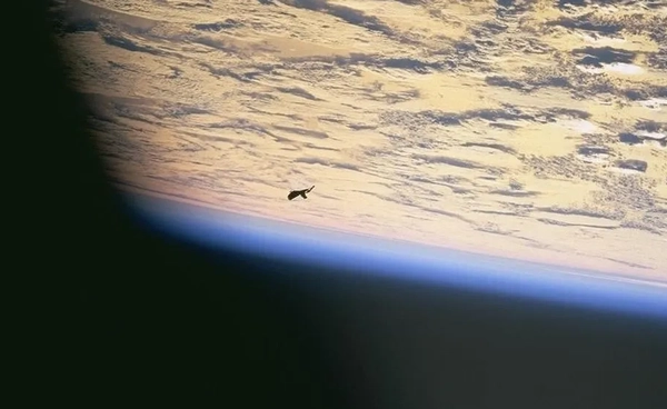 เปิดที่มาทฤษฎีสมคบคิดดาวเทียมอัศวินดำ (Black Knight Satellite) ข้อเท็จจริงเป็นอย่างไร ?