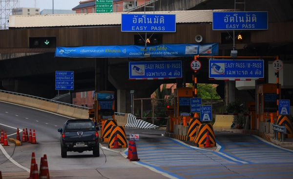 แนะเส้นทางเลี่ยงรถติด สงกรานต์ 2568 เดินทางสะดวกทั่วไทย