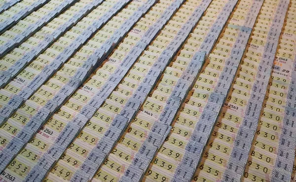 สถิติหวยออกเดือนพฤษภาคม ย้อนหลัง 20 ปี  เช็กเลขเบิ้ล-เลขเด็ดออกอะไร