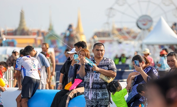 สาดความสุขสงกรานต์สนามหลวงวันแรก ชูเป้าหมาย 1 ใน 10 สุดยอดประเทศเฟสติวัลระดับโลก