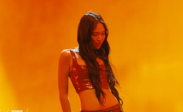  “เจนนี่”  สร้างปรากฏการณ์ Coachella 2025 โชว์เดี่ยวครั้งแรกสะกดคนดูทั่วโลก