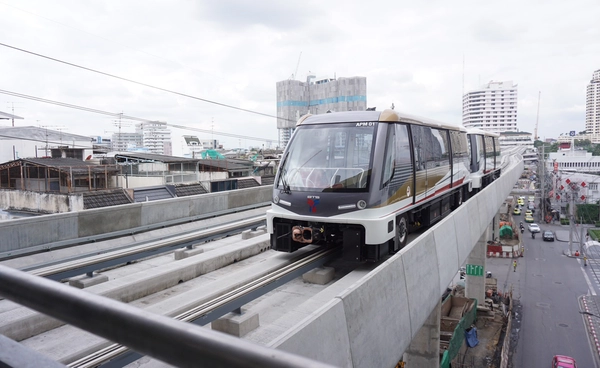 แผ่นดินไหว กทม. ‘สุริยะ’ สั่งหยุดเดินรถไฟฟ้า-ขนส่งทุกสถานี