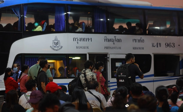 สงกรานต์ 2568 "บขส." ลดค่าตั๋ว 10% เดินทางไปก่อน - กลับทีหลัง เช็กเลยที่นี่!