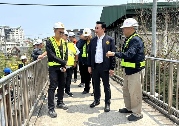 สะพานลอยใหม่หน้าตลาดทะเลไทย เปิดใช้ 1 พ.ย.  68