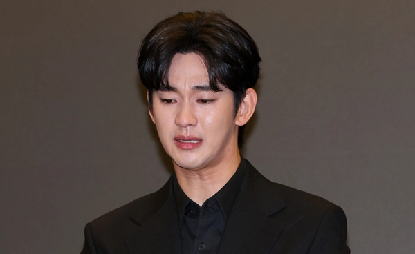 จากปาก “คิมซูฮยอน” เปิดสาเหตุ? ทำไมถึงไม่ยอมเปิดเผยเคยคบหา “คิมแซรน”