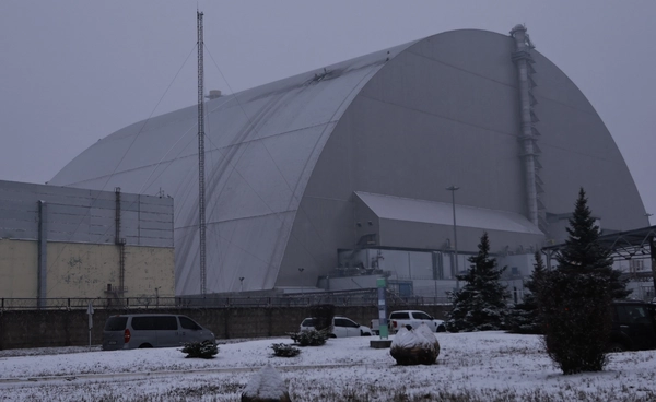 IAEA เผยโครงสร้างป้องกันโรงไฟฟ้านิวเคลียร์ "เชอร์โนบิล" พังเสียหาย จากการถูกโดรนโจมตีในสงครามรัสเซีย-ยูเครน 