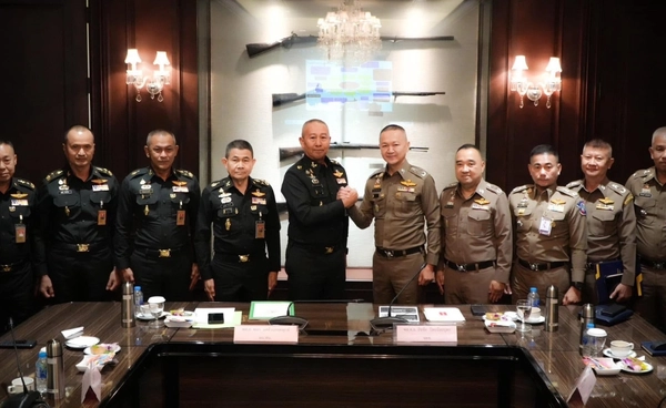 ทหาร-ตำรวจ จับมือคุมเข้มชายแดน สกัดอาชญากรรมข้ามชาติ  