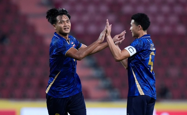 ผลฟุตบอลชายซีเกมส์ 2025 : ไทยถล่มสิงคโปร์ขาด 3-0 ลิ่วรอบรองฯ ซีเกมส์