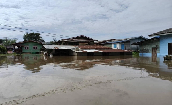 อยุธยาฯ จมน้ำ 4 เดือน เพราะน้ำเหนือ  หรือเพราะคนสั่งงานผิด?