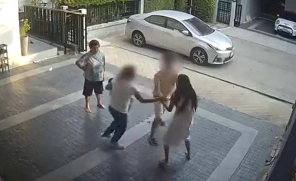 สรุปดรามา “หมอแย่งลูกอดีตภรรยา”  สังคมกดดันล่าสุดเด็กคืนสู่อ้อมอกแม่