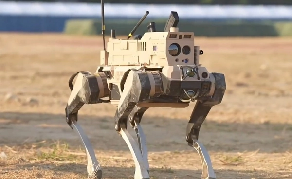 รู้จักหุ่นยนต์หมาป่า "Robot Wolves" ยุทโธปกรณ์ใหม่จากจีนกับอนาคตการรบที่เปลี่ยนไป