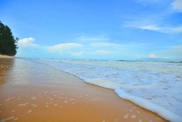 "หาดท้ายเหมือง" จ.พังงา  คว้ารางวัลชายหาดระดับสากล-อุทยานฯสีเขียว