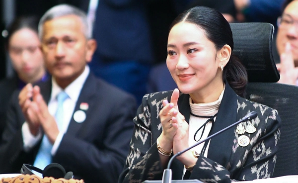 ประชุมสุดยอดผู้นำอาเซียน นายกฯ ร่วมกำหนดวิสัยทัศน์ใหม่อาเซียน