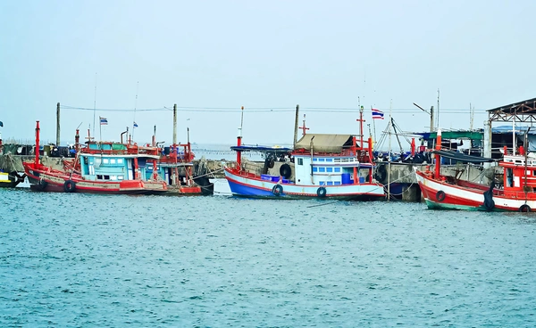 เตือน! เรือประมงทุกลำ หลีกเลี่ยงเดินเรือใกล้เขตชายแดนไทย-กัมพูชา 