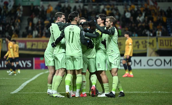 ผลบอล เอเอฟซี แชมเปี้ยนส์ลีก อีลิท 2024/25: กวางจู เสมอ บุรีรัมย์ 2-2