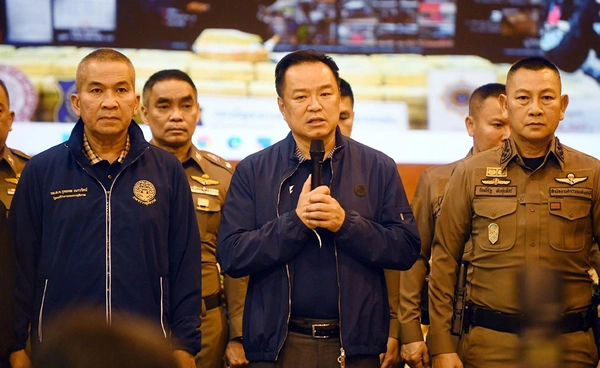 นายกฯ นำแถลงผลปฏิบัติการ “ยุทธการสกัดยานรก” ยึดยาบ้ากว่า 18 ล้านเม็ด