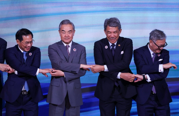 จีน-อาเซียน ยืนยันร่วมมือการค้าเสรีระหว่างกัน