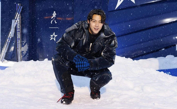 หมาก ปริญ หนึ่งเดียวจากไทย รับเชิญร่วมงาน "Blue Hour" กลางหิมะอุณหภูมิติดลบ ที่ญี่ปุ่น
