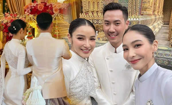แพท ณปภา-พี ชานนท์ จัดพิธีแต่งงานเรียบง่าย แต่อบอุ่นด้วยรัก