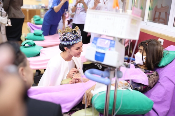 เดินหน้าเต็มกำลัง!! “โอปอล-สุชาตา” มิสเวิลด์ 2025 รุดเยี่ยมผู้ป่วยสถาบันมะเร็งฯ เตรียมผลักดัน โครงการ “Opal for Her” สู่ระดับโลก