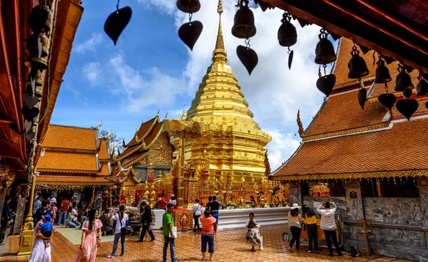 ท่องเที่ยวไทยคึกคัก! ครึ่งปีแรกนทท. ทะลุ 14 ล้านคน กวาดรายได้กว่า 6.7 แสนล้าน