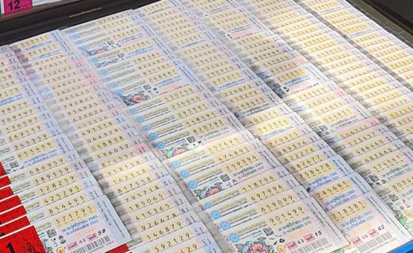 เตือน! อย่าซื้อสลากกินแบ่งรัฐบาลผ่านตู้หวยทิพย์ เสี่ยงเข้าข่ายเล่นพนันโดยไม่รู้ตัว