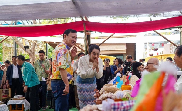 นายกฯ ควง “ทักษิณ” เปิดงานป๋าเวณีปี๋ใหม่เมืองสันกำแพง 