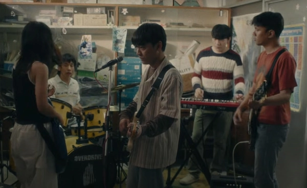 กระแสแรง Three Man Down กับเพลงใหม่ล่าสุด "รักใครไม่ไหว"