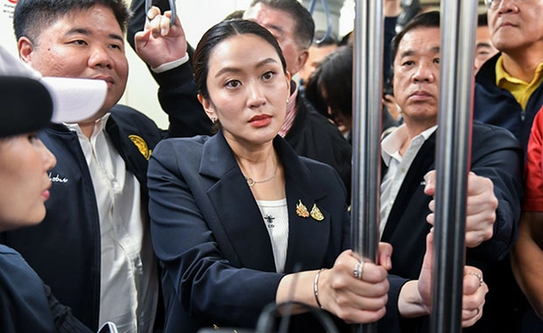 นายกฯ นั่ง MRT สายสีน้ำเงิน สร้างความเชื่อมั่น ยืนยันปลอดภัย 100% 