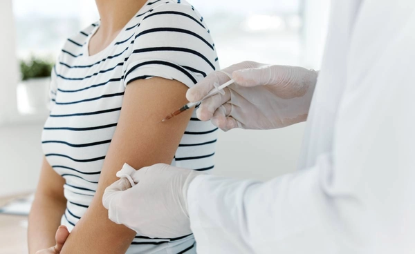ราชวิทยาลัยสูติฯ แถลง "วัคซีน HPV" ปลอดภัยสูง หลังมีข้อกังวลผลข้างเคียง