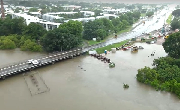 ออสเตรเลีย อ่วม! ฝนตกหนัก น้ำท่วมสูงเร่งอพยพประชาชน 