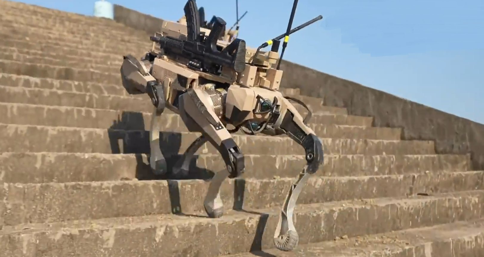 รู้จักหุ่นยนต์หมาป่า Robot Wolves ยุทโธปกรณ์ใหม่จากจีนกับอนาคตการรบที่ ...