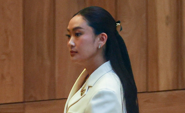 นายกฯ ลุกขึ้นชี้แจงกลางสภา ปฏิเสธข้อกล่าวหา พล.อ.ประวิตร