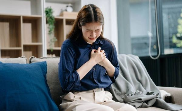 อาการแบบไหน? เข้าข่ายเจ็บป่วยฉุกเฉิน ใช้สิทธิ “รักษาทุกที่ – ไม่มีค่าใช้จ่าย”