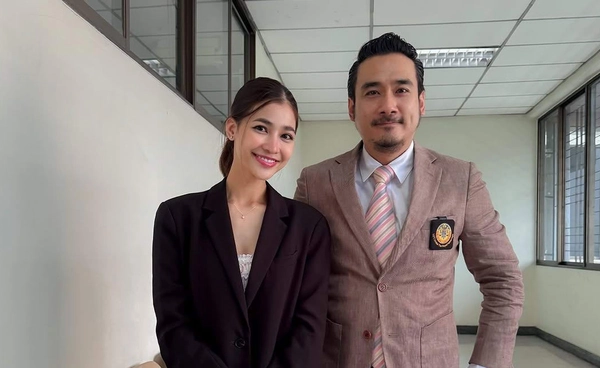 แบม ไพลิน โพสต์ภาพคู่ ทนายเจมส์ พร้อมประโยคเด็ด รับคำขอโทษเป็นเงินสดเท่านั้น!
