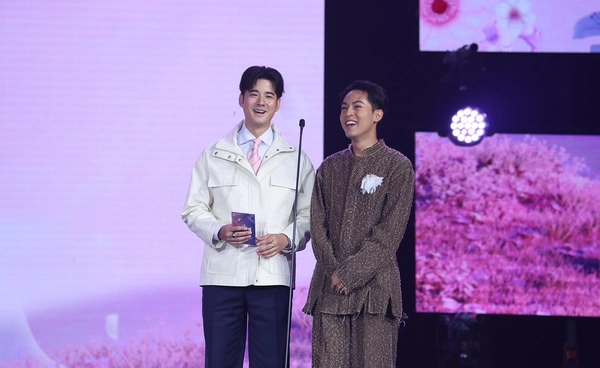 เช็คผลงานประกาศรางวัล "Y Entertain Awards 2025" งานใหญ่ที่รวมพลนักแสดงสายวายทั่วฟ้าเมืองไทย