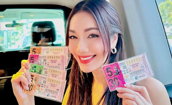 หวยงวดนี้ออกอะไร อ๋อม สกาวใจ โพสต์อวด หวยรัฐบาล 25 ใบ