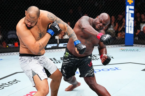 เลวิส รับน้องใหม่สอย เตเซย์รา จอดยกแรก คู่เอกศึก UFC แนชวิลล์ 