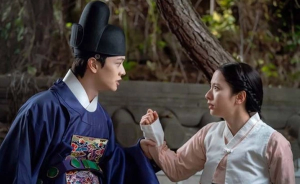 The Haunted Palace ปราสาทหลอนวิญญาณ ขึ้นแท่นอันดับ 1 Netflix ไทย