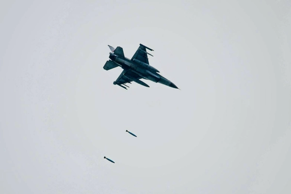 กัมพูชาฟ้องสหรัฐฯ ตรวจสอบไทยใช้ F-16 โจมตี