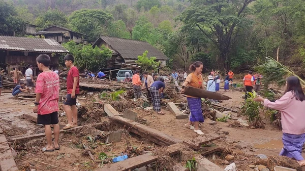 ลำพูนน้ำป่าหลากท่วมบ้านพัง 8 หลัง ดับ 2 ราย