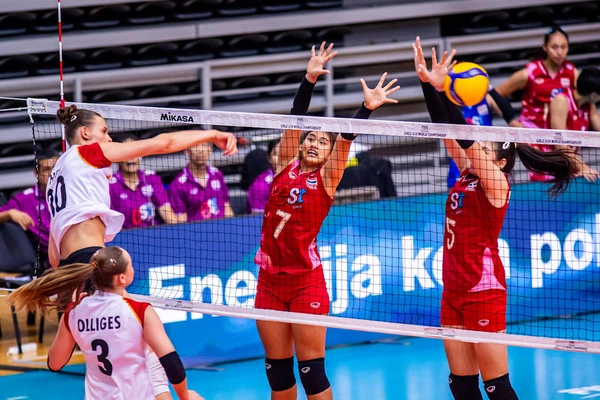 ทีมวอลเลย์บอลหญิงทีมชาติไทย รุ่นยู- 19 ต้านไม่ไหวพ่าย เยอรมัน ส่อแววตกรอบ ชิงแชมป์โลกฯ