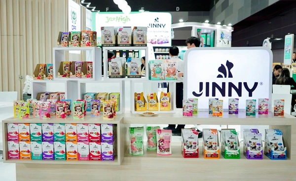 ‘เจอร์ไฮ’ และ ‘จินนี่’ ชูนวัตกรรมอาหารสัตว์เลี้ยงตอบโจทย์ตลาดพรีเมียม ขับเคลื่อนแบรนด์ไทยสู่ระดับโลก  