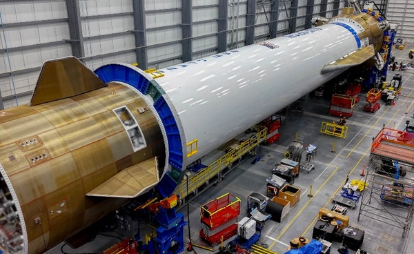 Blue Origin ตั้งเป้าส่ง New Glenn ลำที่ 2 กลางเดือนตุลาคม พร้อมยานสำรวจดาวอังคารคู่ของ NASA
