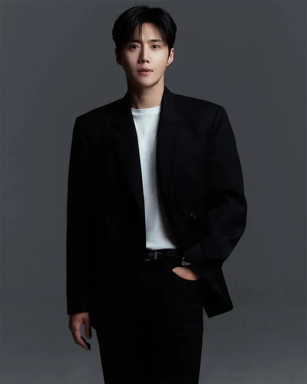 kim seon ho
