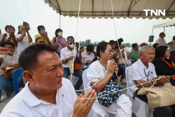 รูป-พิธียก “หลวงพ่อบ้านแหลม” ใหญ่ที่สุดในโลก ศูนย์รวมจิตใจชาวสมุทรสงคราม-7