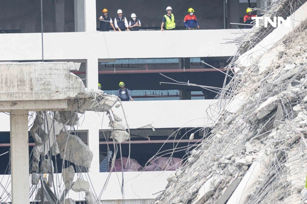 รูป-ประมวลภาพ การช่วยเหลือผู้สูญหายจากตึก สตง. ถล่ม-18
