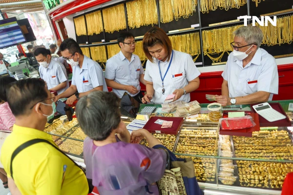 รูป-ราคาทองผันผวนแรง รับนโยบายเก็บภาษีใหม่ โดนัลด์ ทรัมป์ -6