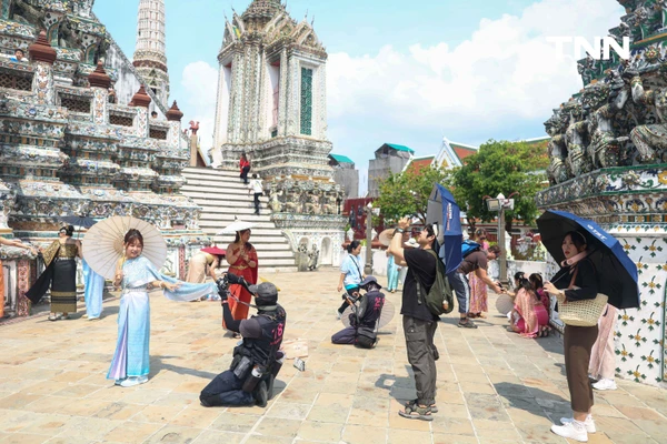 รูป-ผลกระทบหลังแผ่นดินไหว ปริมาณนักท่องเที่ยวเมืองไทยลดลง-8