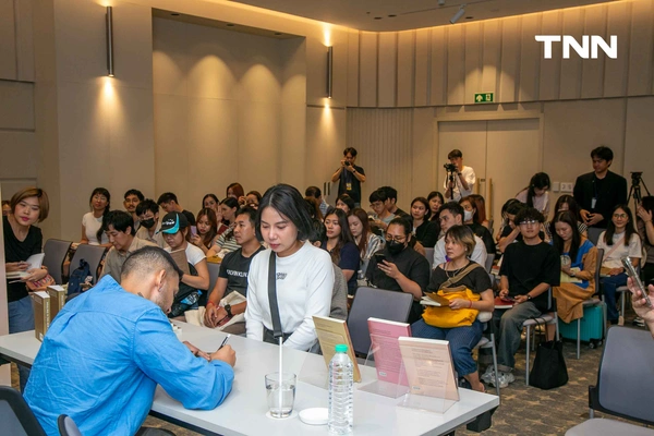 รูป-พูดคุยกับ “เว็กซ์ คิง” (Vex King) นักเขียนและผู้เปลี่ยนแปลงชีวิตผู้คนมาแล้วกว่าล้านคนทั่วโลก -11
